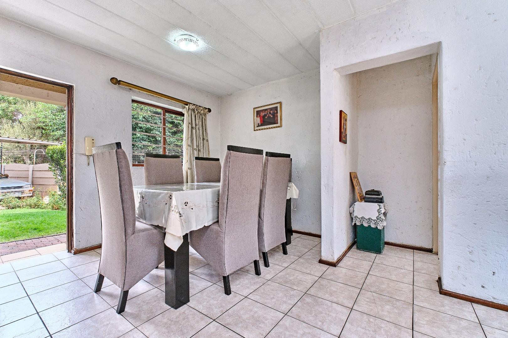 3 Bedroom Flat for Sale - Gauteng