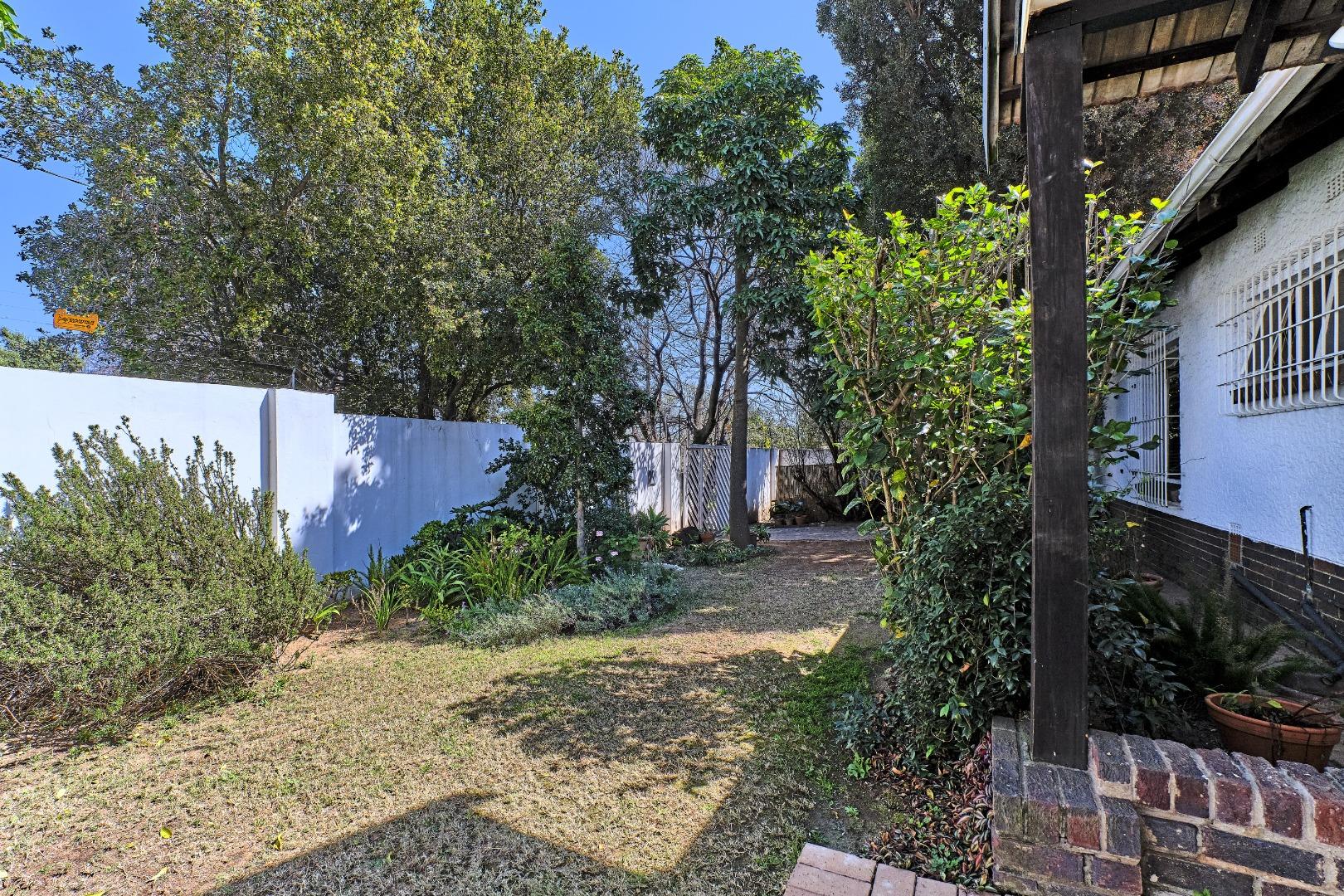754614_Front_Entrance.jpg